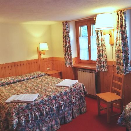 Hotel Locanda Grauson Cogne Buitenkant foto