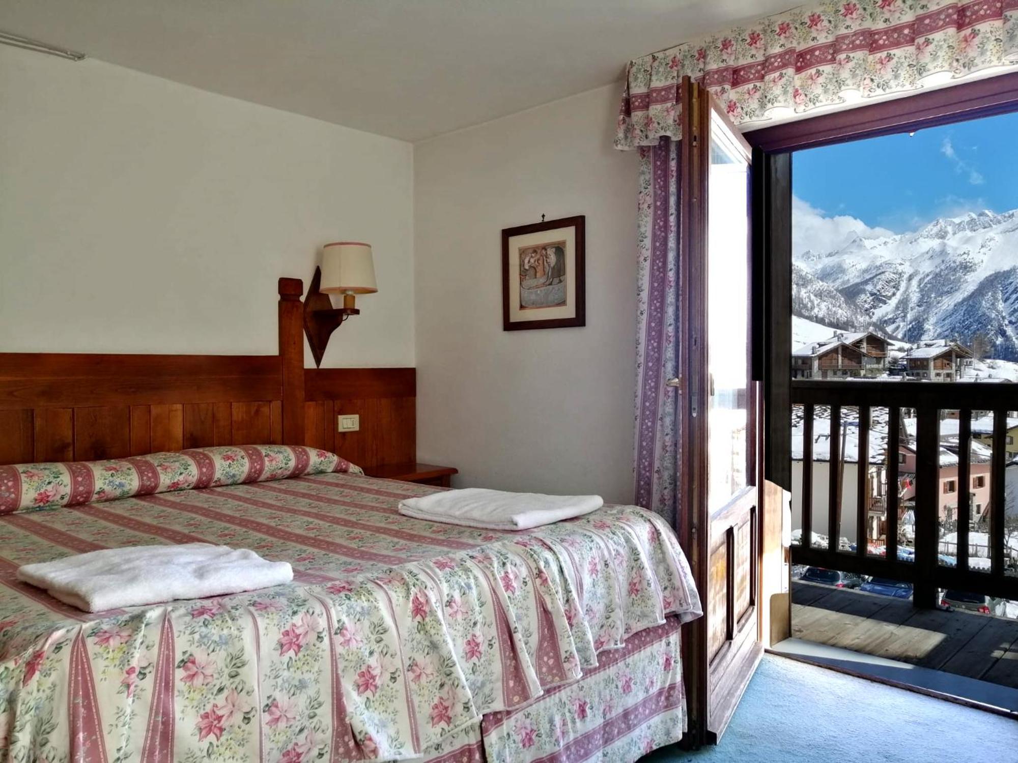 Hotel Locanda Grauson Cogne Buitenkant foto