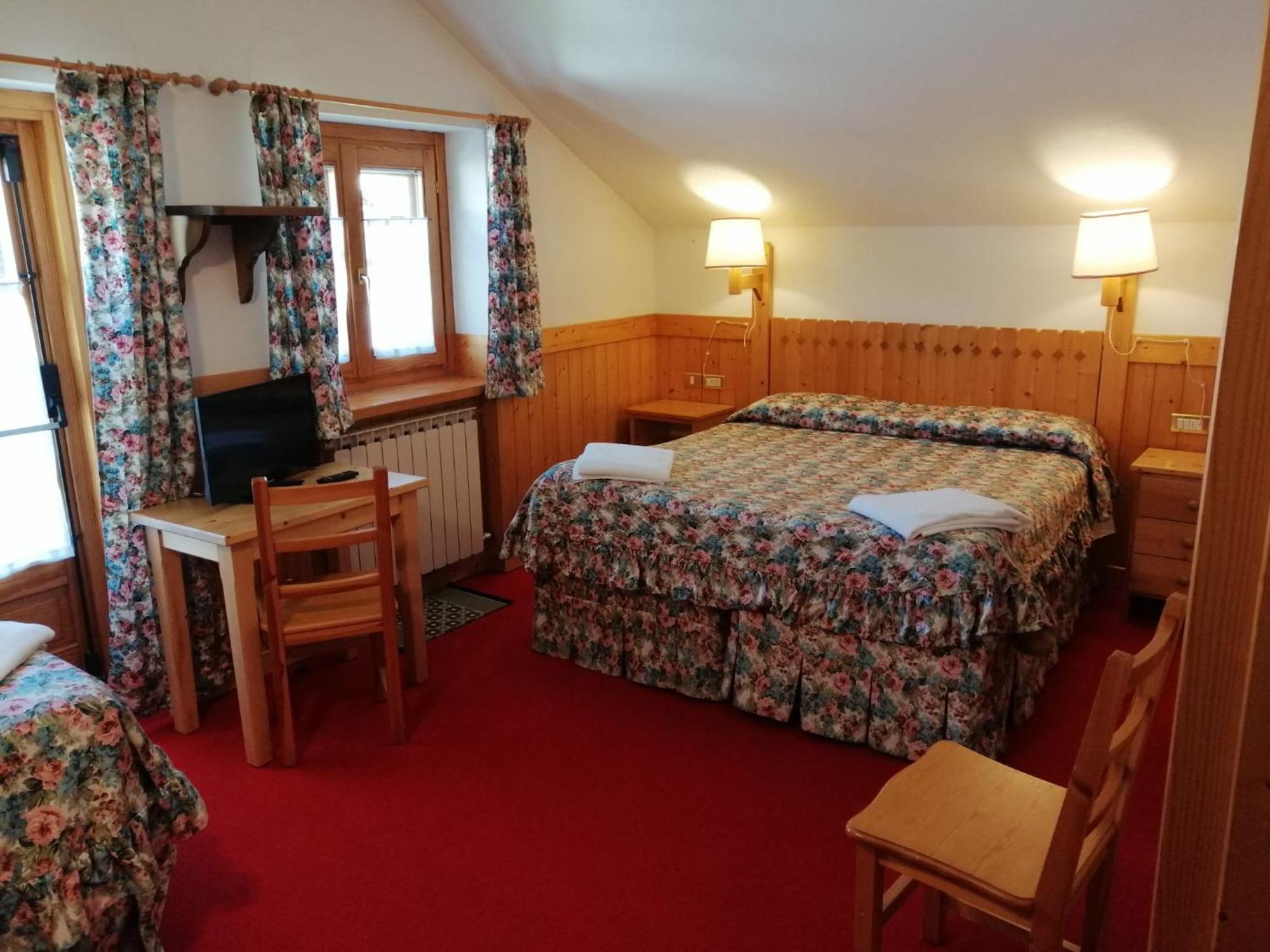 Hotel Locanda Grauson Cogne Buitenkant foto