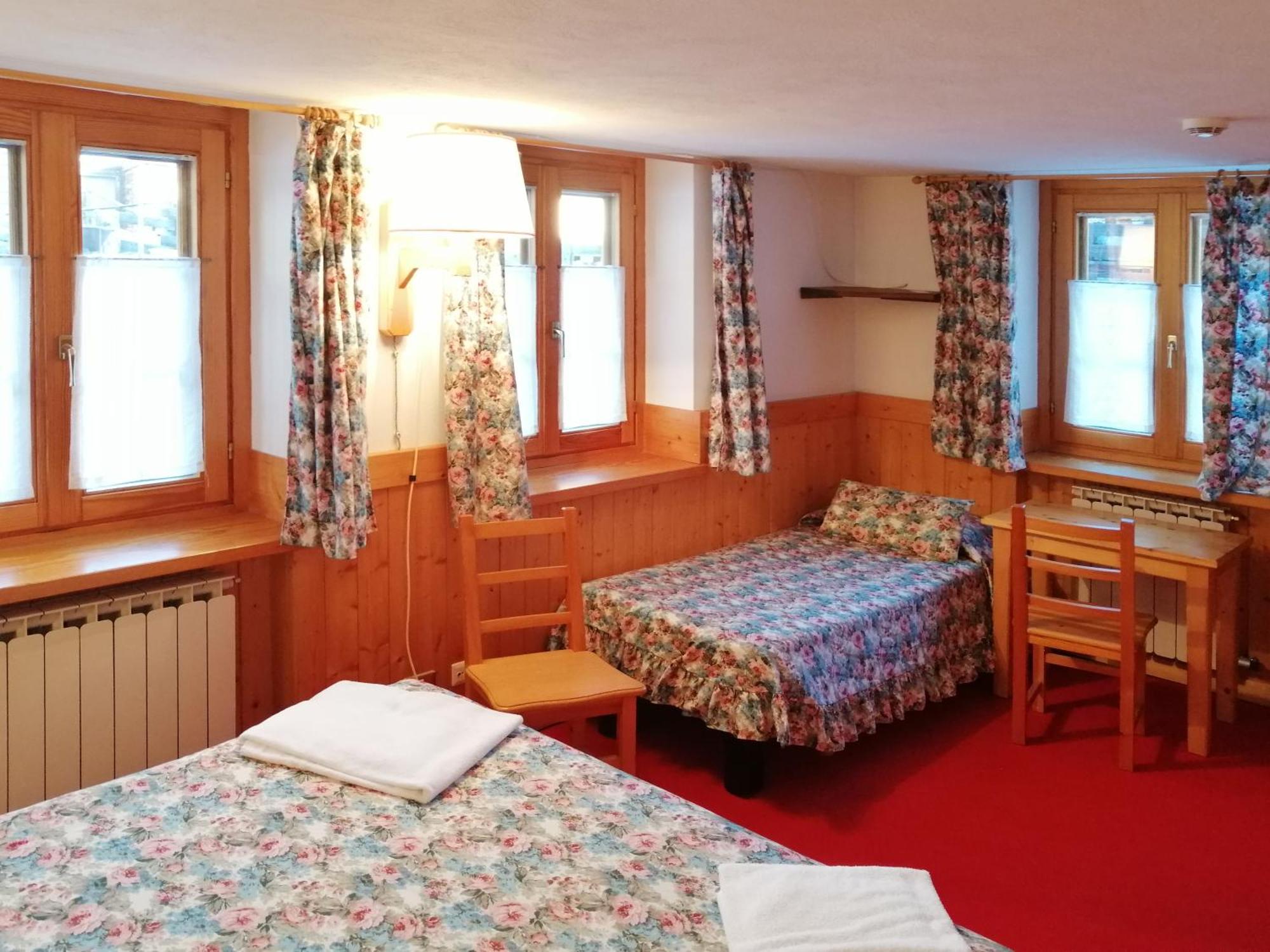 Hotel Locanda Grauson Cogne Buitenkant foto
