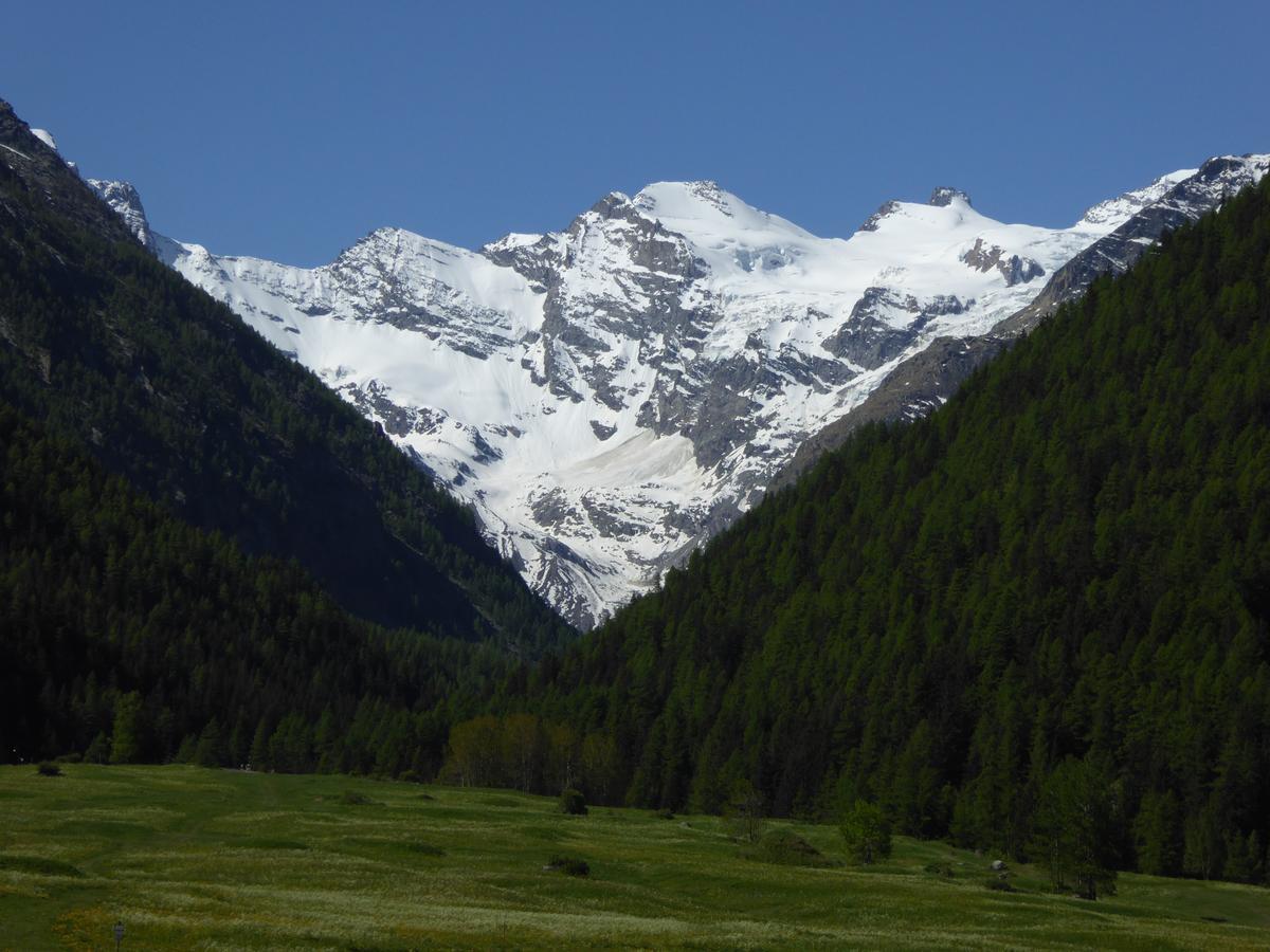 Hotel Locanda Grauson Cogne Buitenkant foto