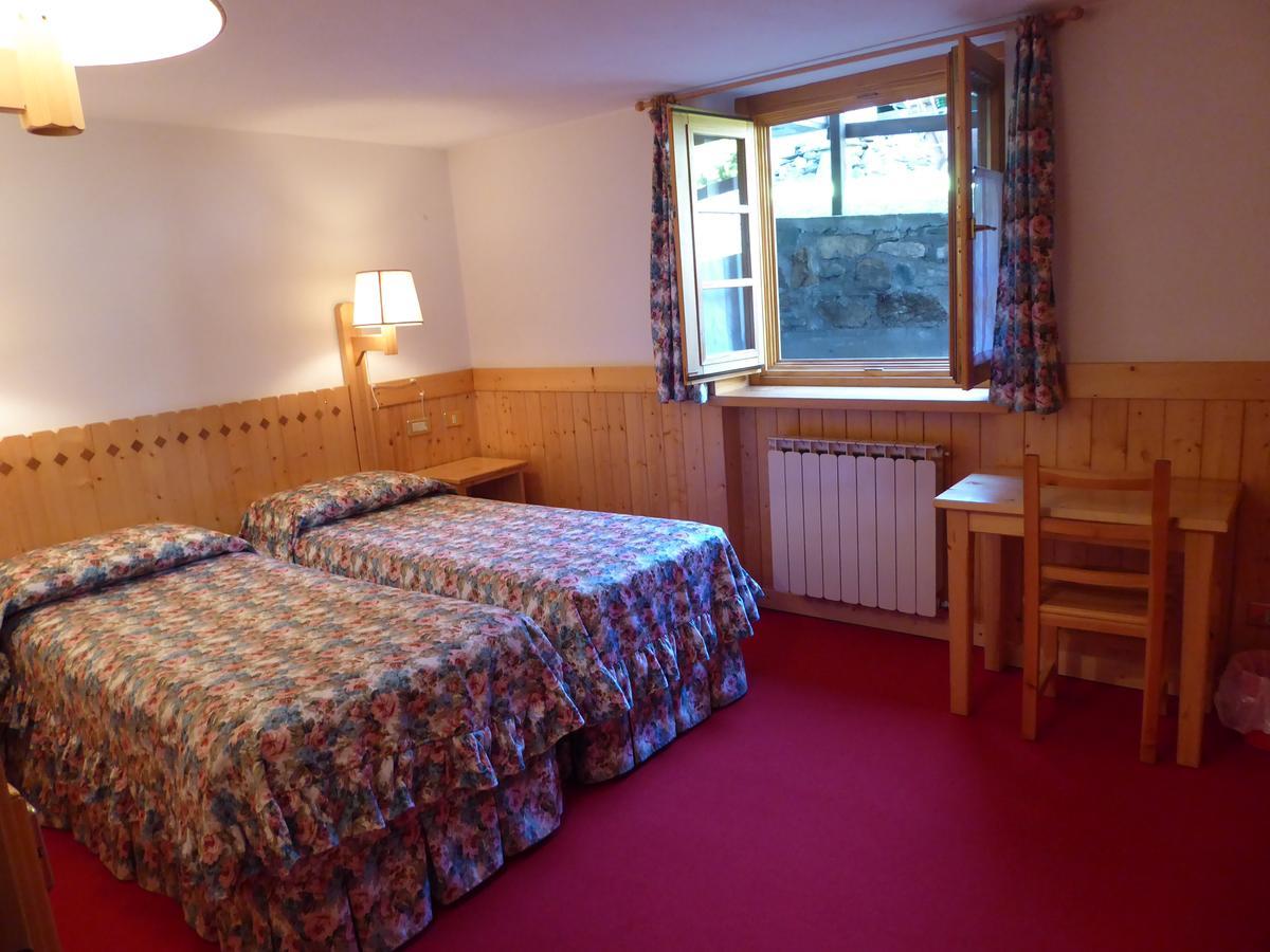 Hotel Locanda Grauson Cogne Buitenkant foto