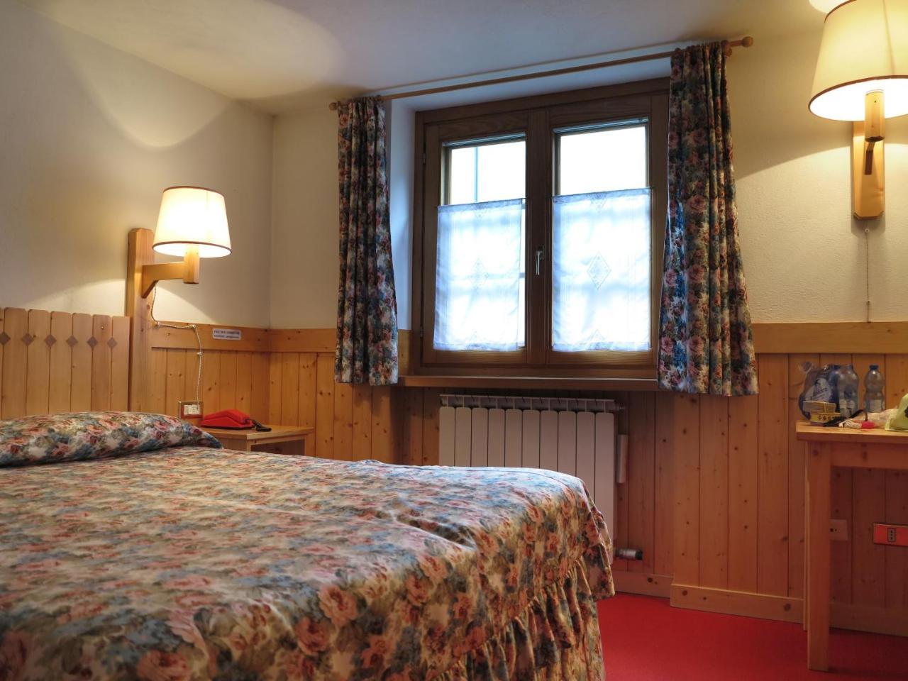 Hotel Locanda Grauson Cogne Buitenkant foto