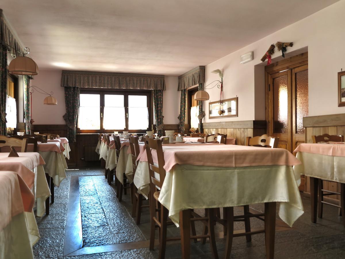 Hotel Locanda Grauson Cogne Buitenkant foto